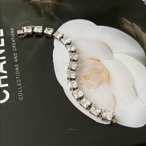 Lovely vintage sterling silver and cz stone bracelet.